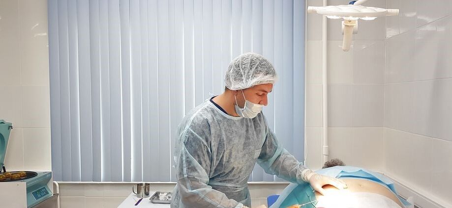 sampling of adipose tissue for SVF therapy of osteoarthritis of the knee joint